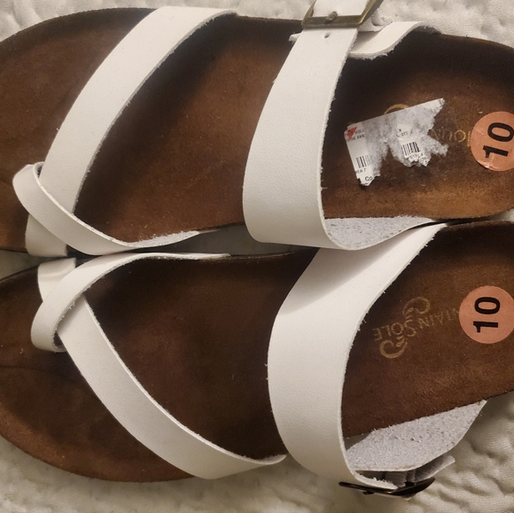White birkenstock style sandals - Picture 1 of 2
